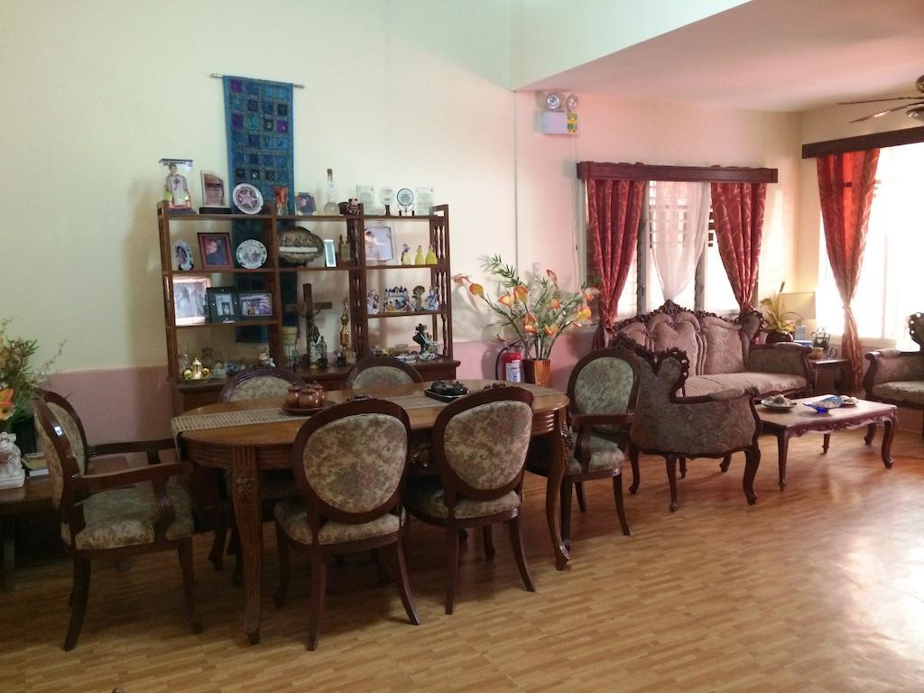 Ysabelle Mansion Bed & Breakfast Puerto Princesa Екстериор снимка