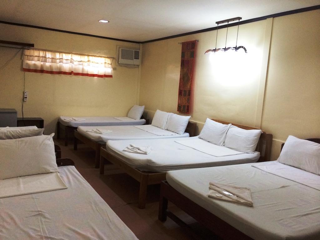 Ysabelle Mansion Bed & Breakfast Puerto Princesa Екстериор снимка