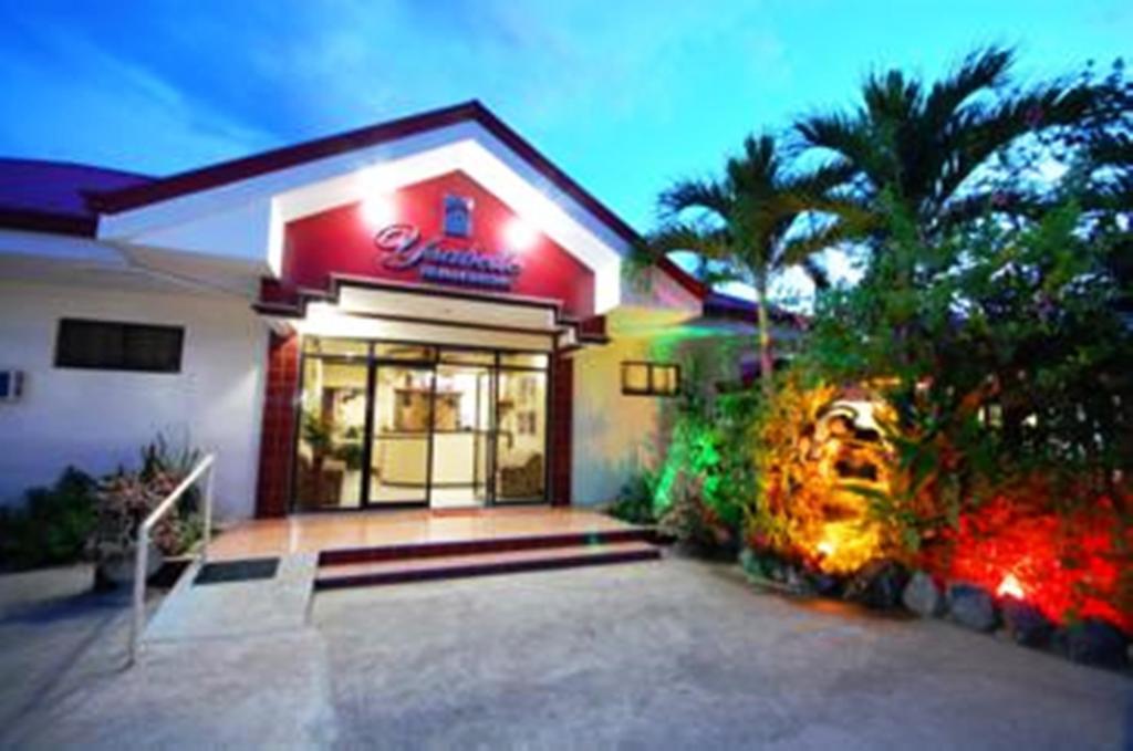 Ysabelle Mansion Bed & Breakfast Puerto Princesa Екстериор снимка