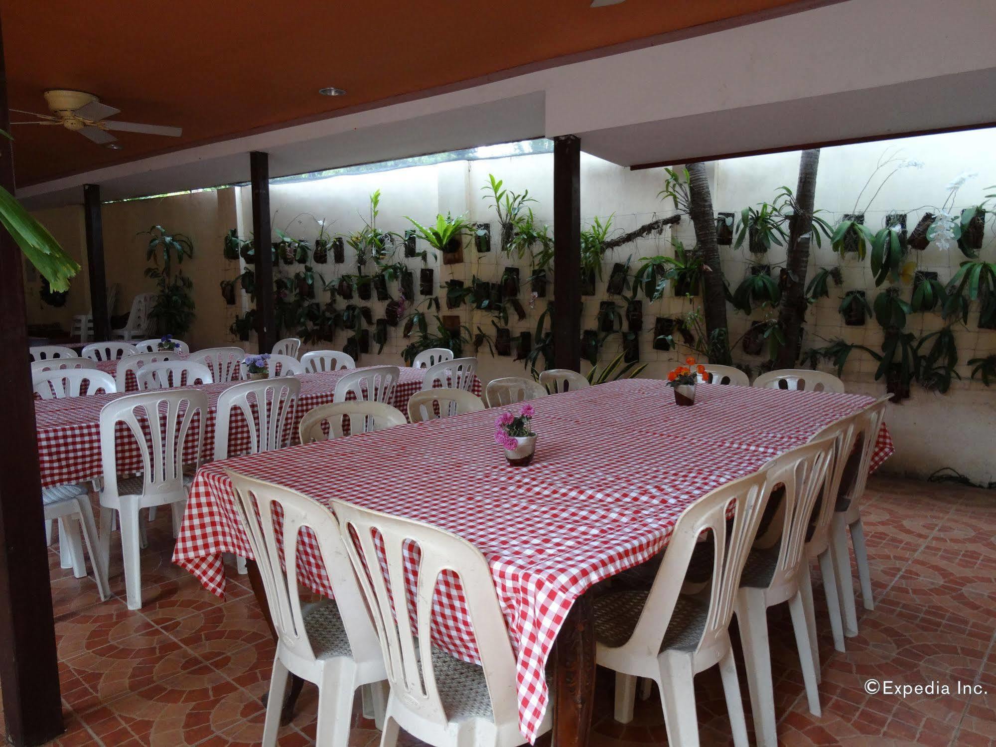 Ysabelle Mansion Bed & Breakfast Puerto Princesa Екстериор снимка